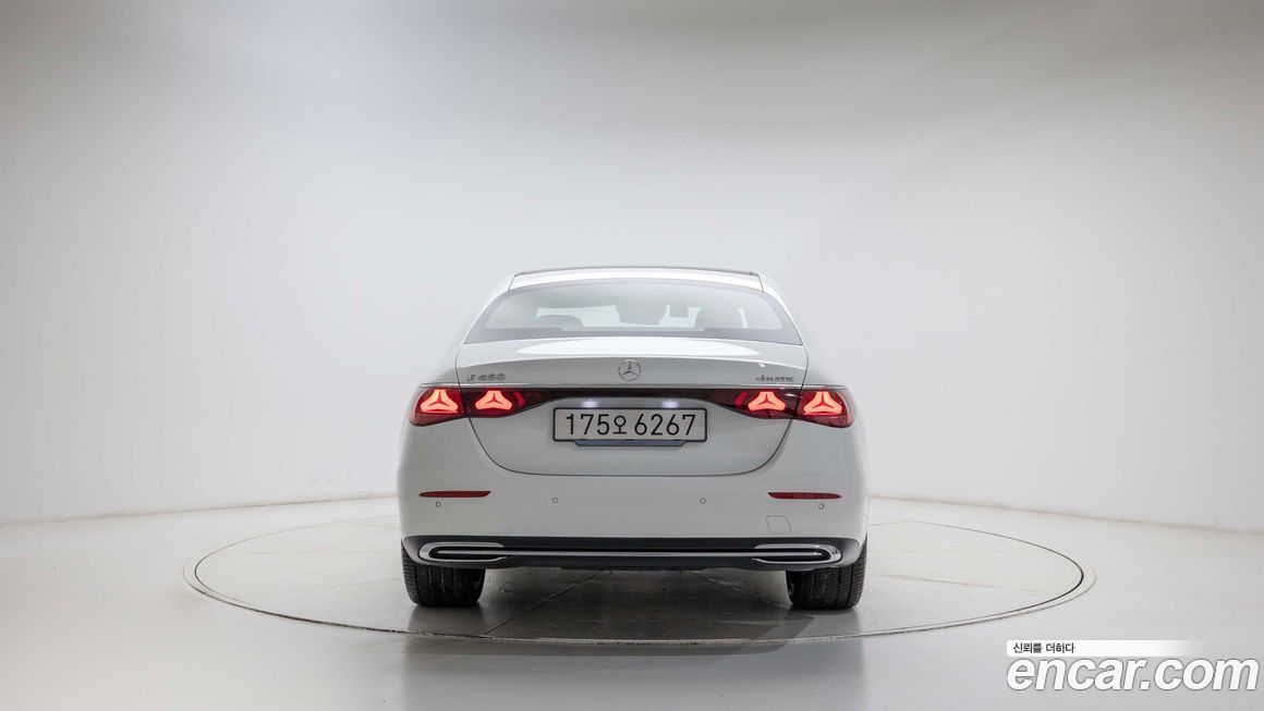 Mercedes-Benz E-Class E450 4MATIC Exclusive, 2025