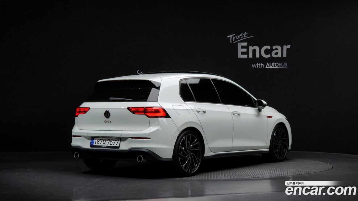 Volkswagen Golf 2.0 GTI, 2023