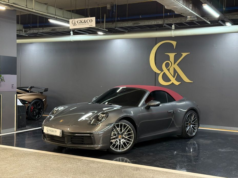 Porsche 911 Carrera Cabriolet, 2024