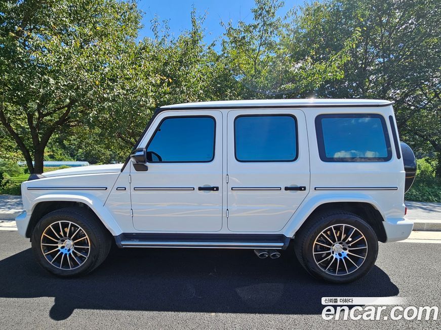 Mercedes-Benz G-Class G400d, 2023