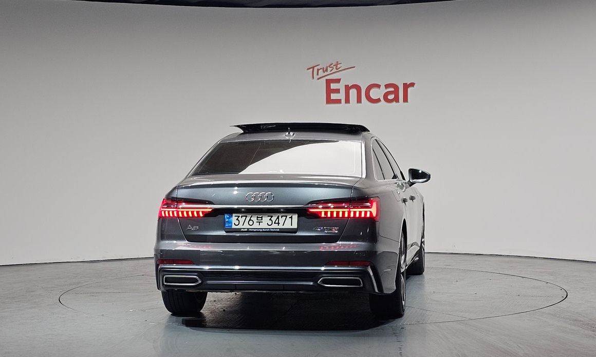 Audi A6 45 TFSI Quattro Premium, 2022