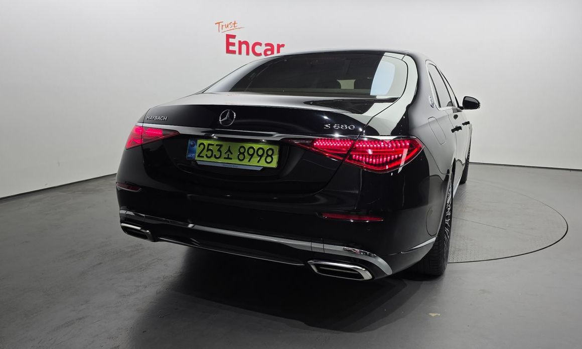 Mercedes-Benz S-Class Maybach S680 4MATIC, 2025