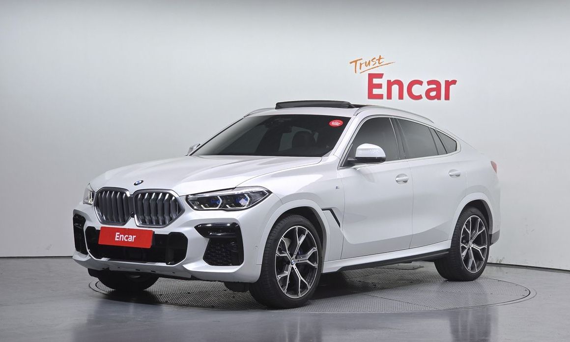 BMW X6 xDrive40i M Sport, 2022