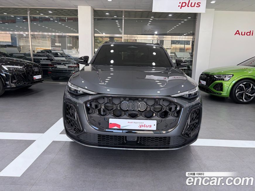 Audi Q5 40 TDI Quattro S Line Black Edition, 2025