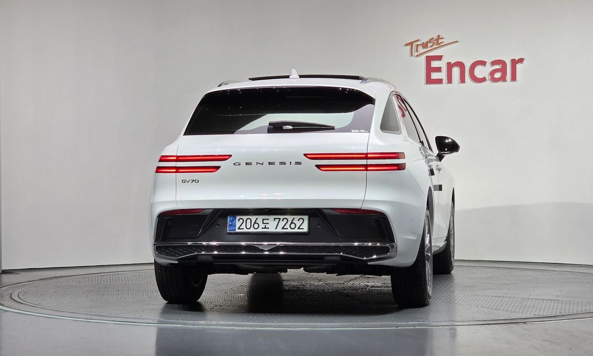 Genesis GV70 2.5T Gasoline 2WD, 2025
