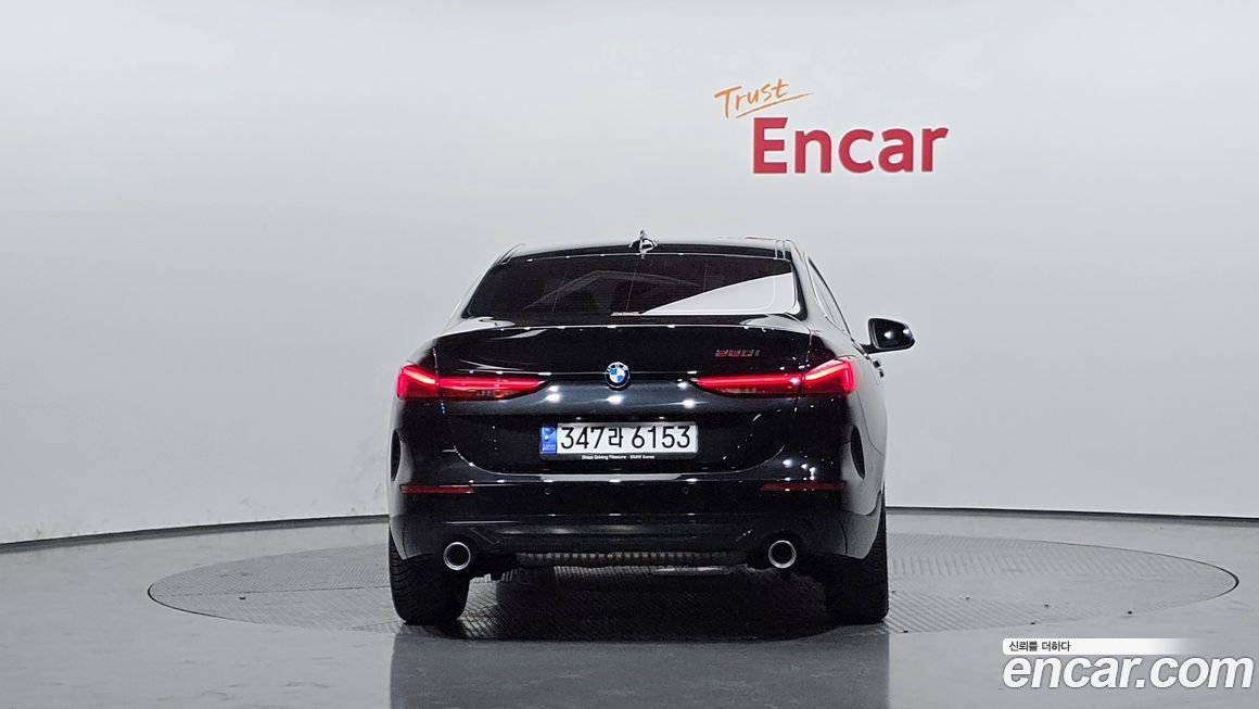 BMW 2-Series 220i Sport, 2023