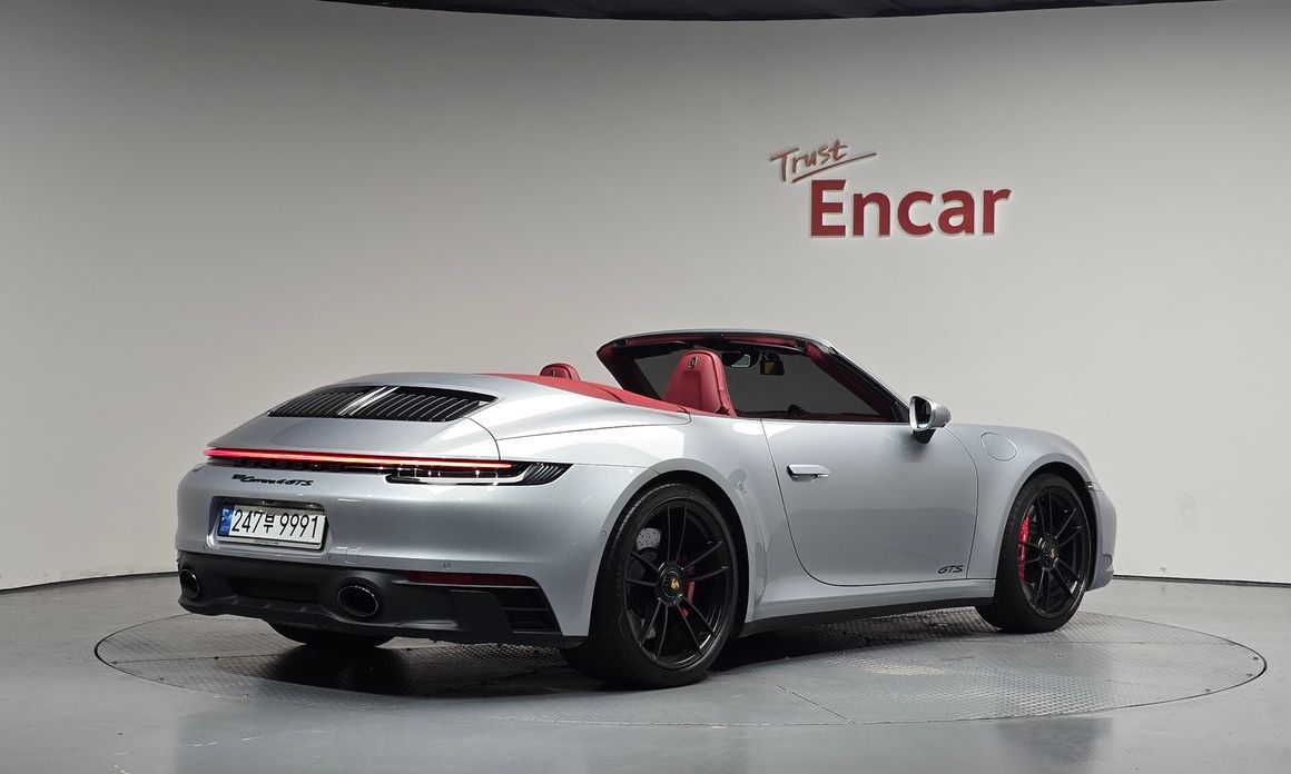 Porsche 911 Carrera 4 GTS Cabriolet, 2022