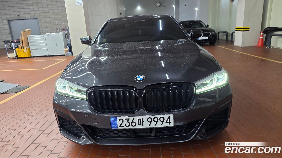BMW 5-Series 520i M Sport, 2023