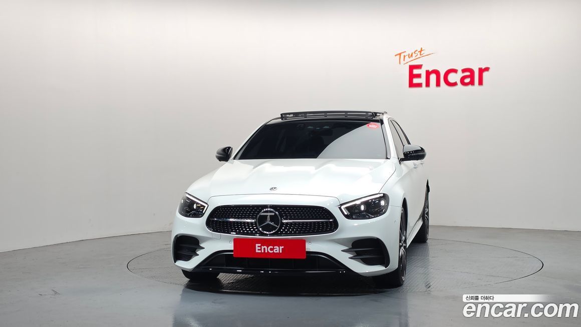 Mercedes-Benz E-Class E350 4MATIC AMG Line, 2023