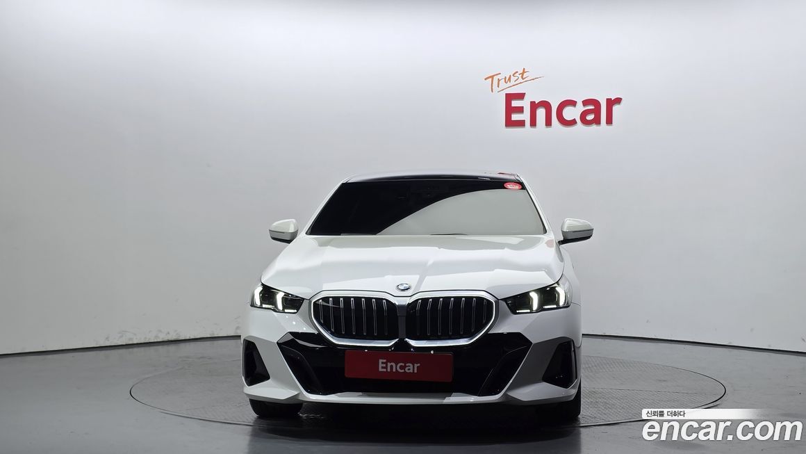 BMW 5-Series 520i M Sport, 2024