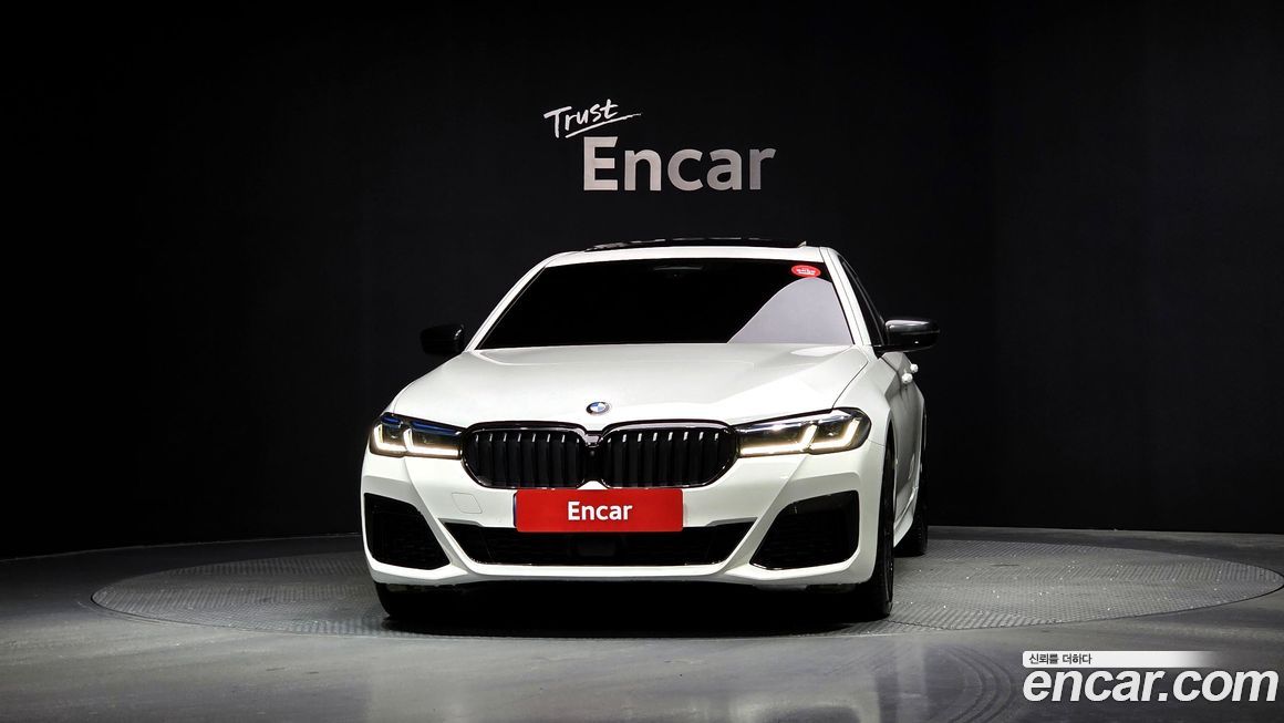 BMW 5-Series 530i xDrive M Sport Package, 2023