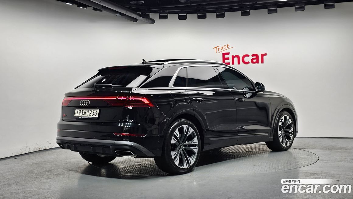 Audi Q8 50 TDI Quattro Premium, 2025