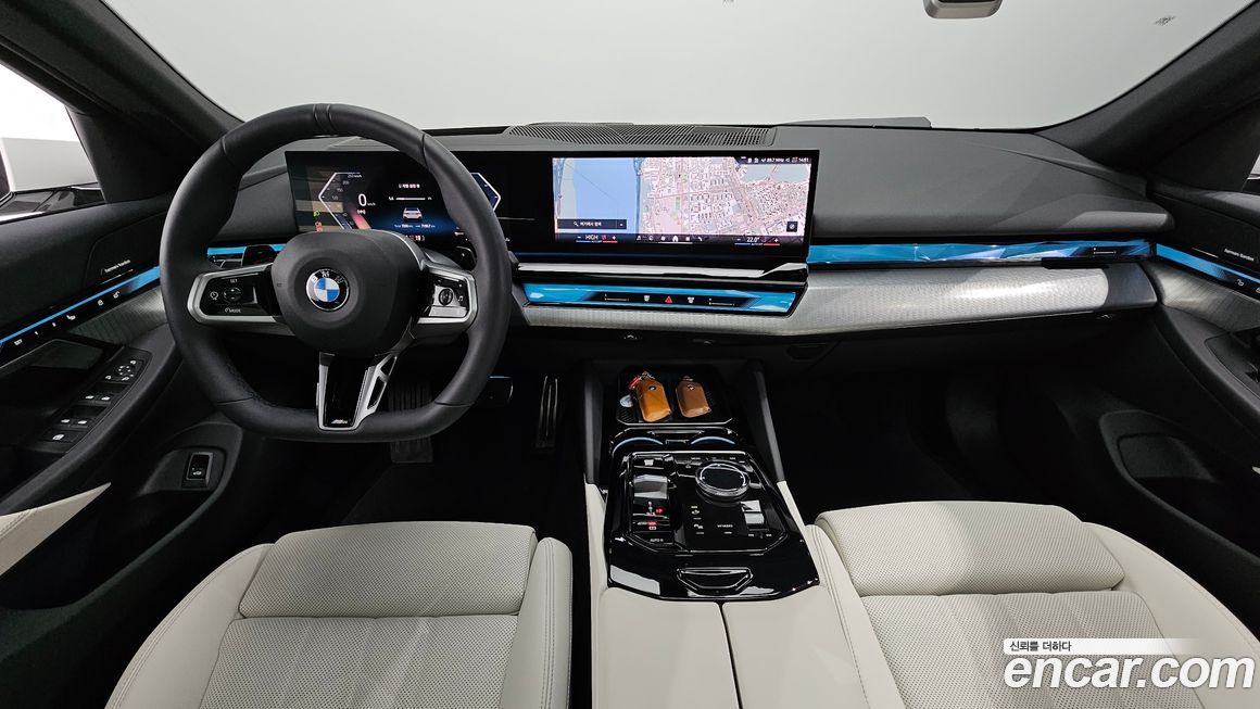 BMW 5-Series 520i M Sport, 2025