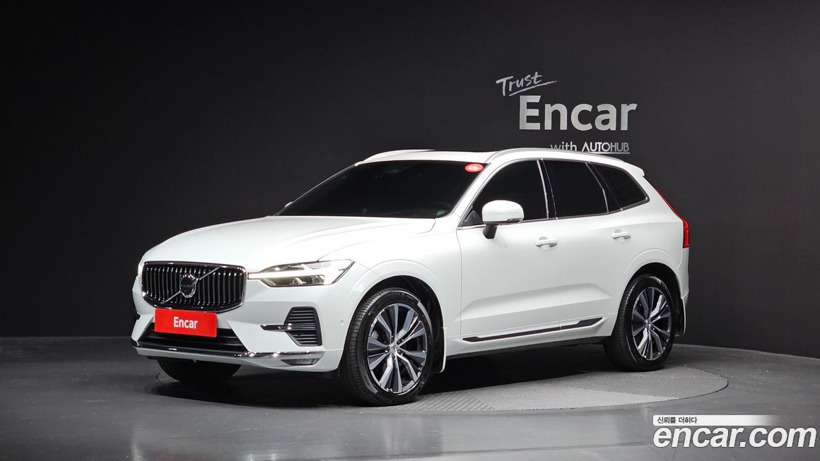 Volvo XC60 B6 Inscirtion, 2022