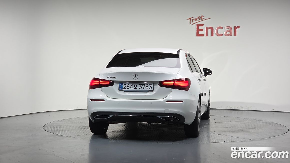 Mercedes-Benz A-Class A220 Sedan, 2024