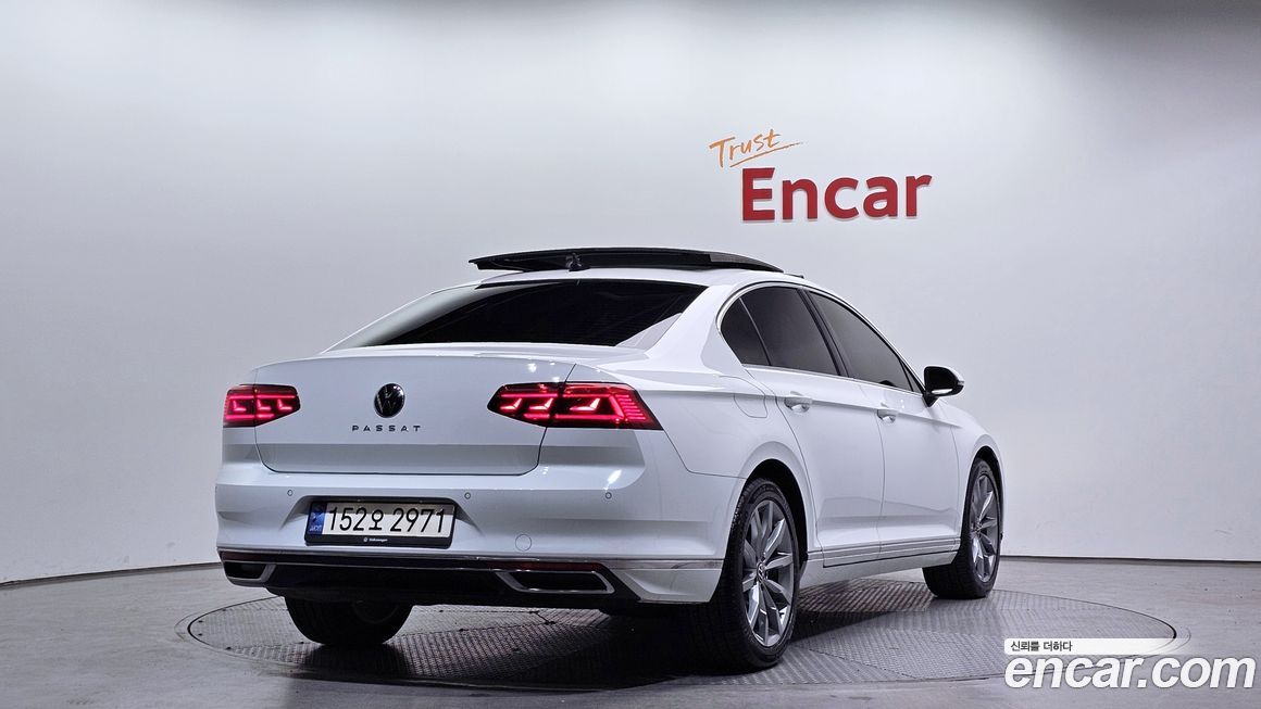 Volkswagen Passat 2.0 TDI Prestige, 2022