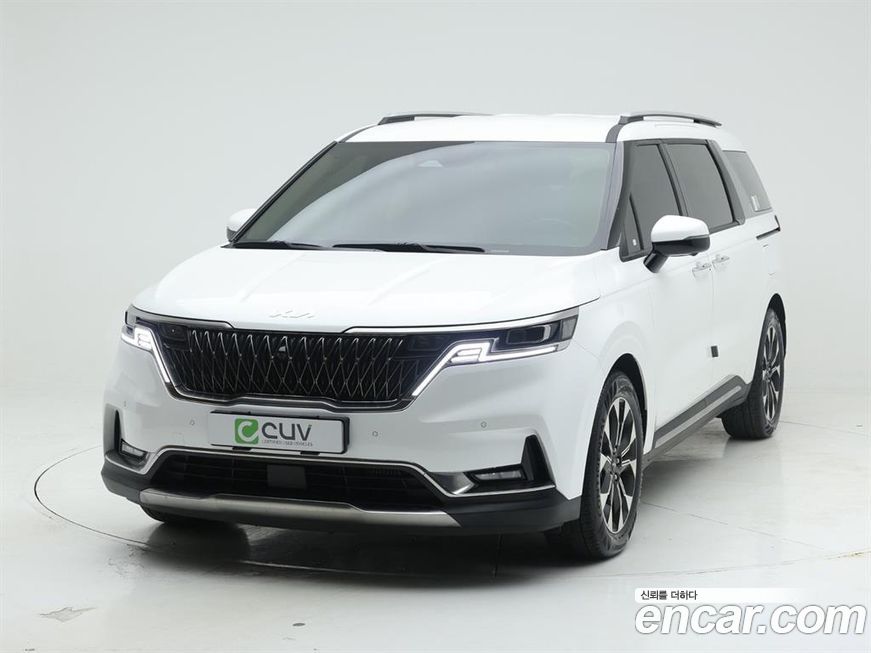 Kia Carnival 7-Seater Signature, 2023