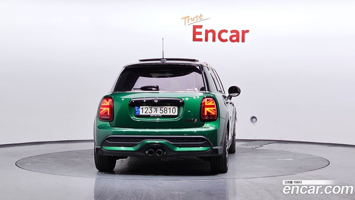 Mini Cooper 5Door Classic, 2024