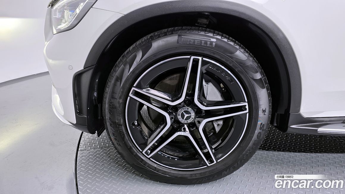Mercedes-Benz GLC-Class GCL300 4MATIC Coupe, 2022