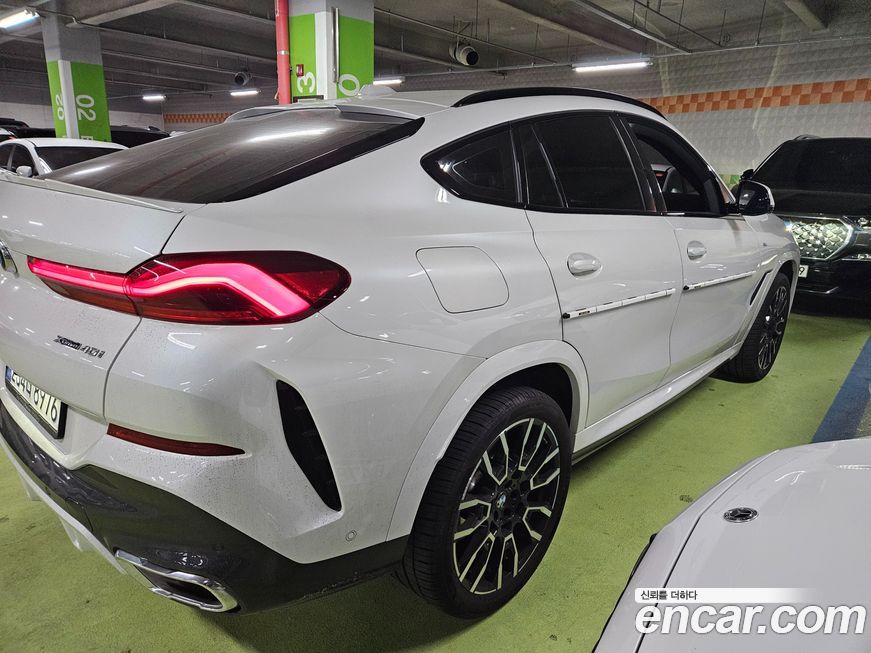 BMW X6 xDrive40i M Sport, 2024