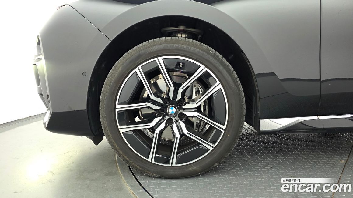 BMW 7-Series 740d xDrive M Sport, 2025