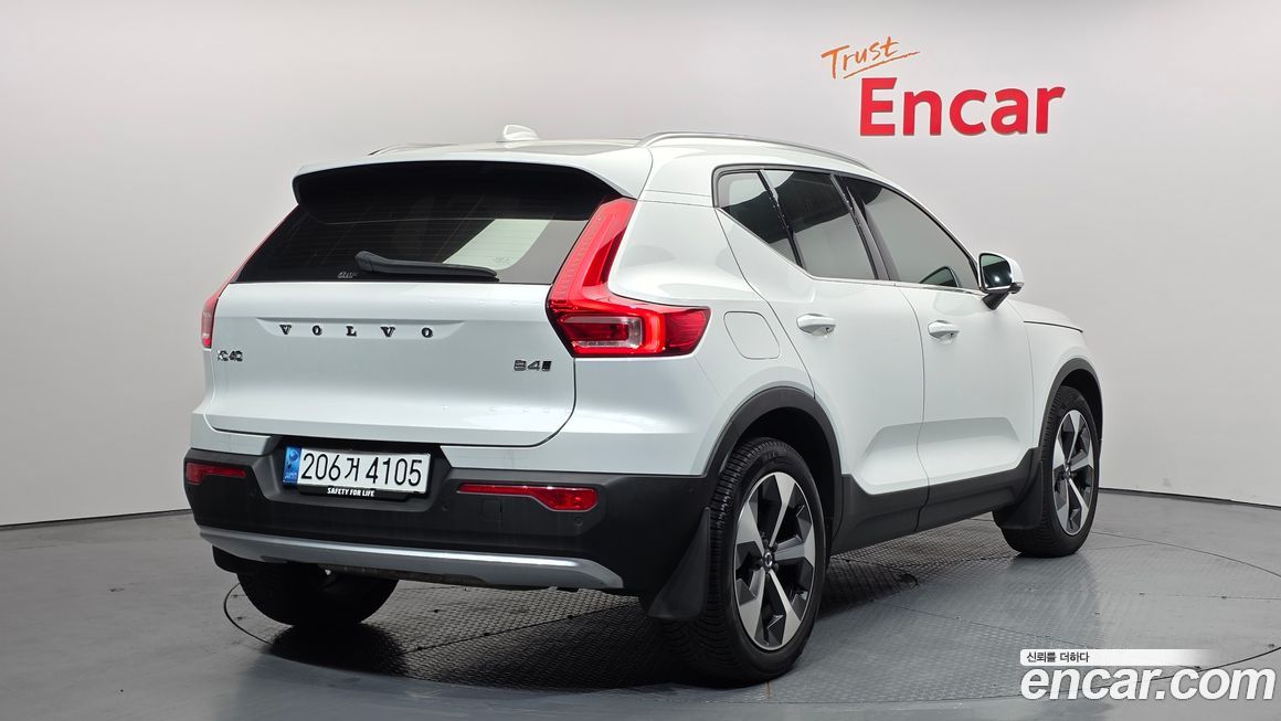 Volvo XC40 B4 Ultimate Bright, 2023
