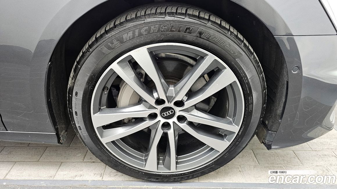 Audi A6 45 TFSI Quattro Premium, 2022