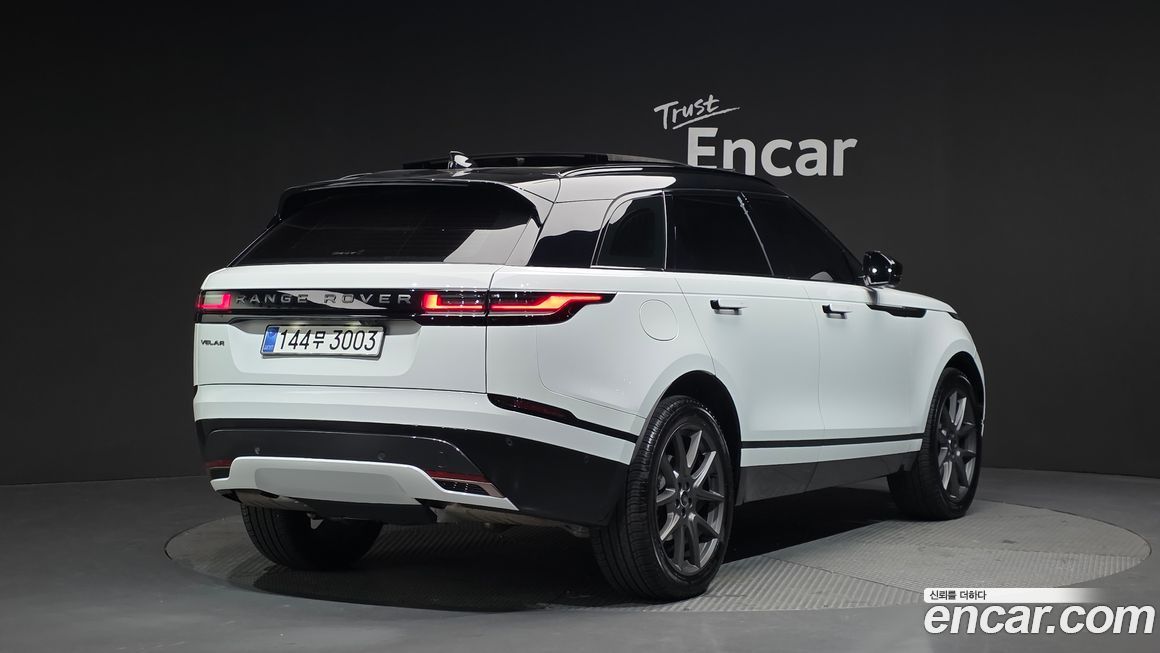 Land Rover Range Rover Velar 3.0 P400 R-Dynamic HSE, 2025