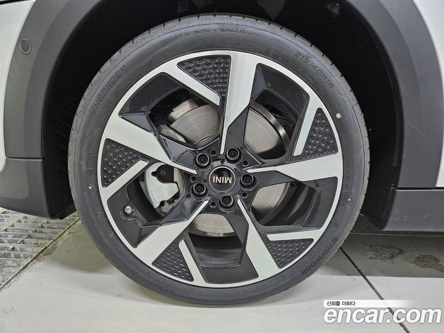 Mini Cooper 5 Door Favoured, 2026