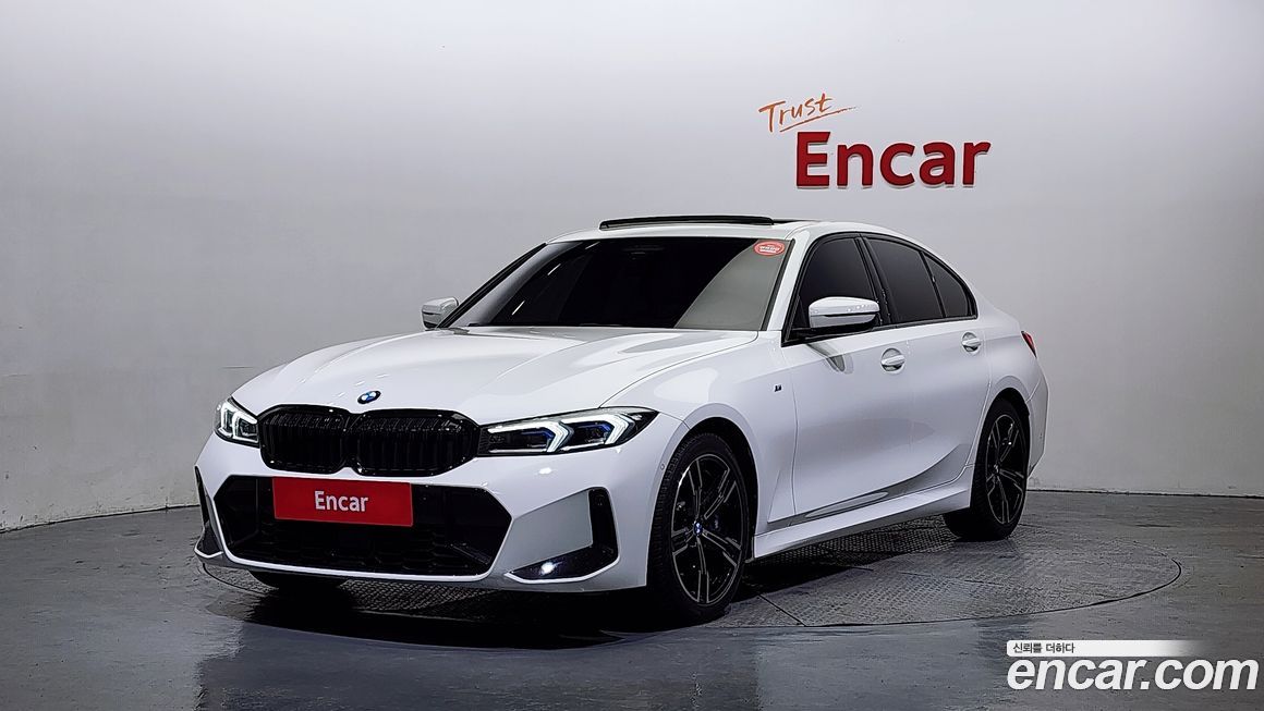 BMW 3-Series 320i M Sport, 2025