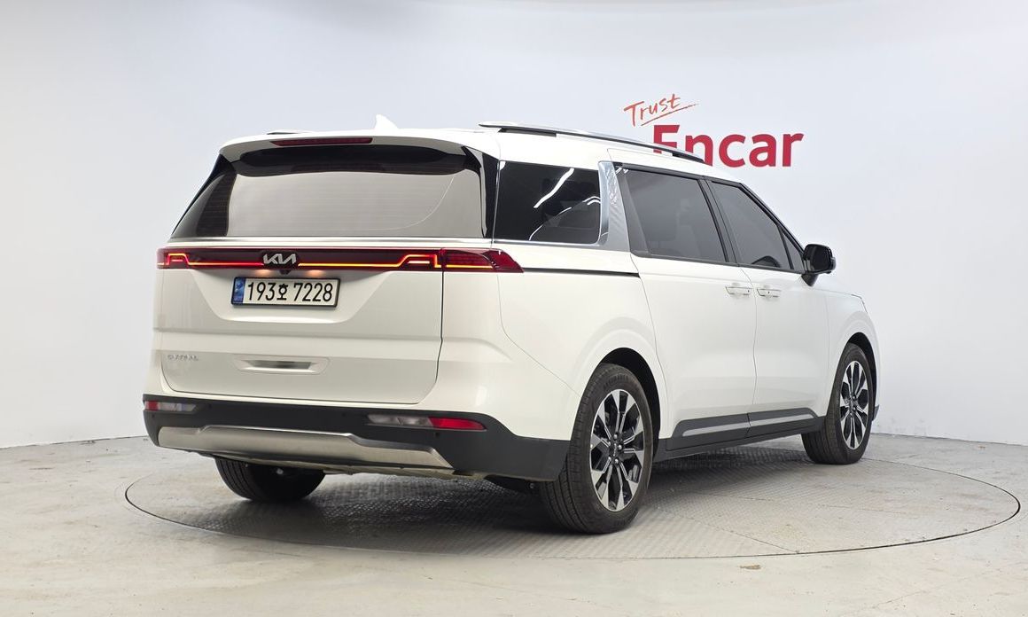 Kia Carnival 9-Seater Noblesse, 2023