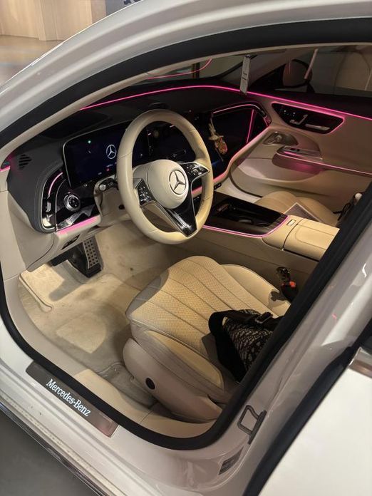 Mercedes-Benz E-Class E300 4MATIC Exclusive, 2024