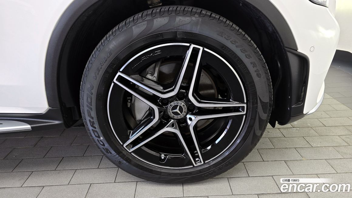 Mercedes-Benz GLC-Class GCL300 4MATIC Coupe, 2023