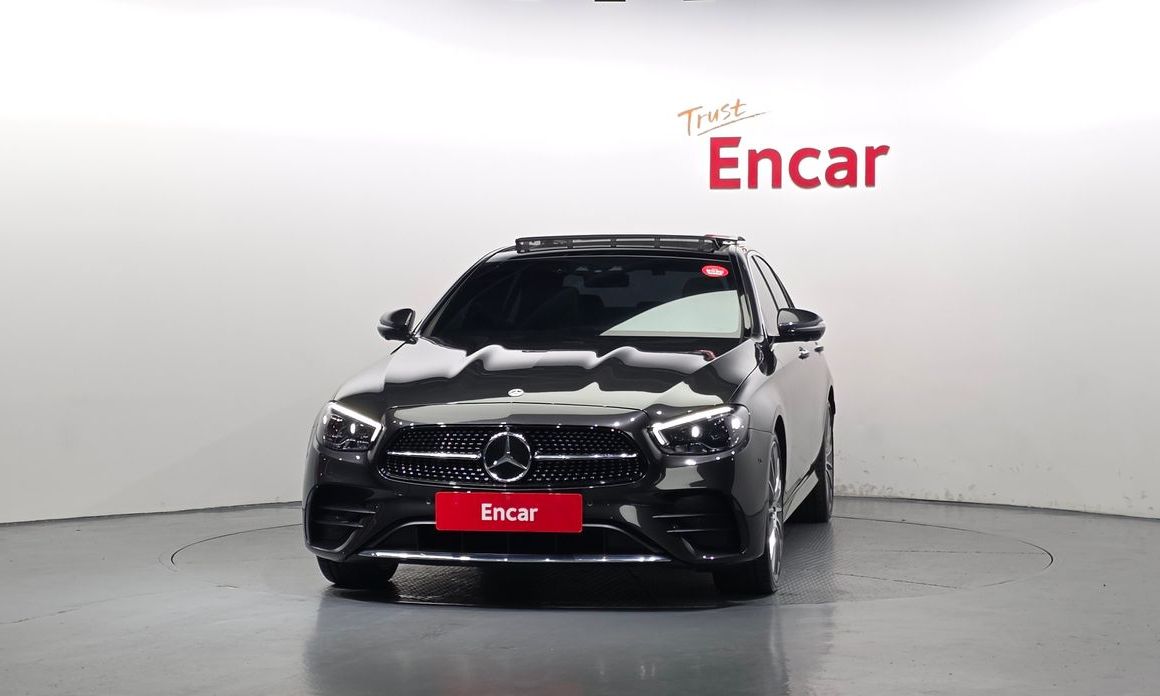 Mercedes-Benz E-Class E350 4MATIC AMG Line, 2022