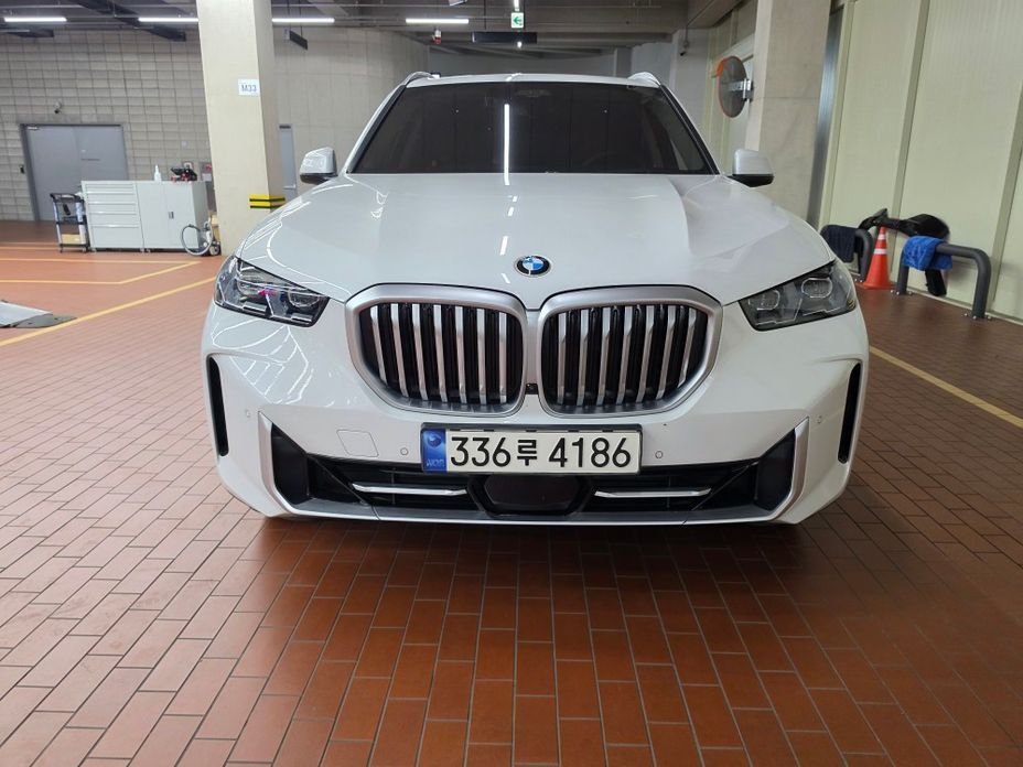 BMW X5 xDrive 40i xLine, 2024