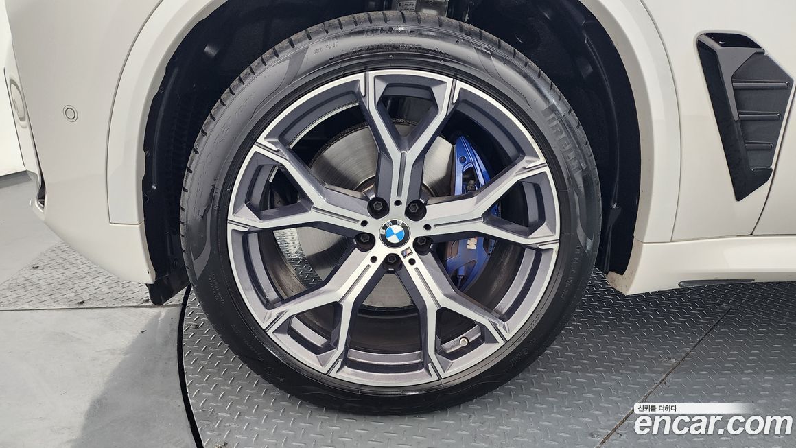 BMW X5 xDrive 40i M Sport, 2024