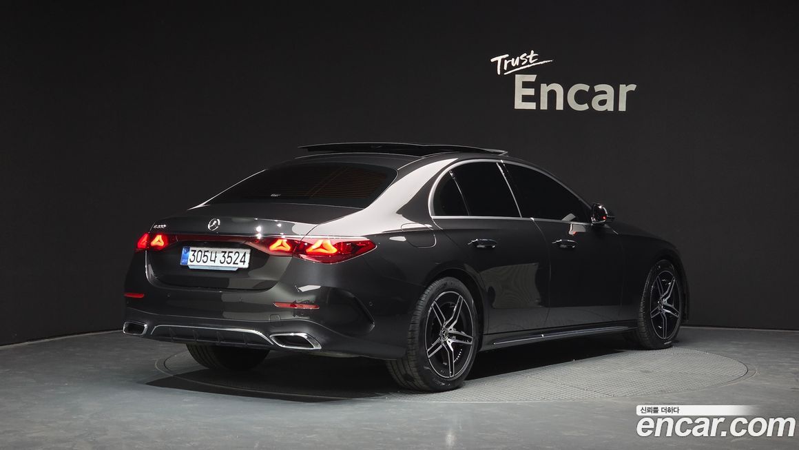 Mercedes-Benz E-Class E200 AMG Line, 2026