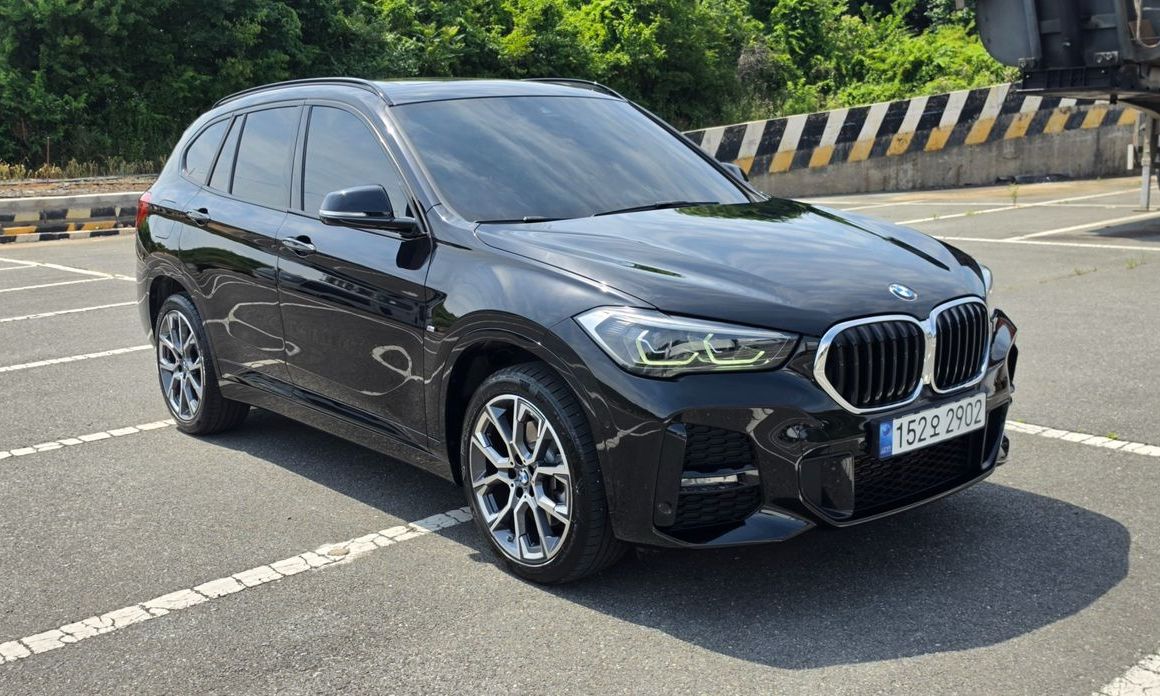 BMW X1 xDrive 20i M Sport, 2022