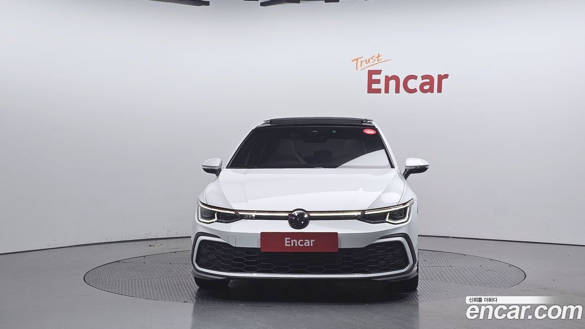 Volkswagen Golf 2.0 GTI, 2024