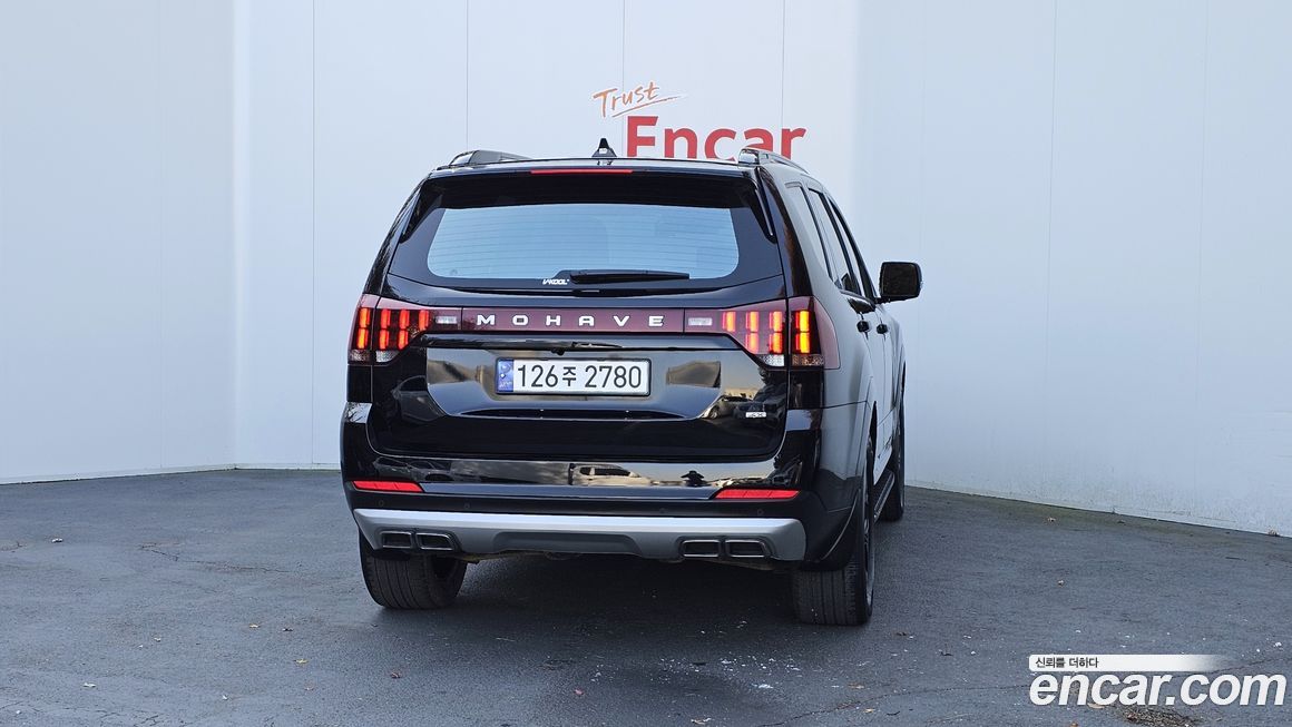 Kia Mohave Diesel 3.0 4WD 7-Seater, 2023