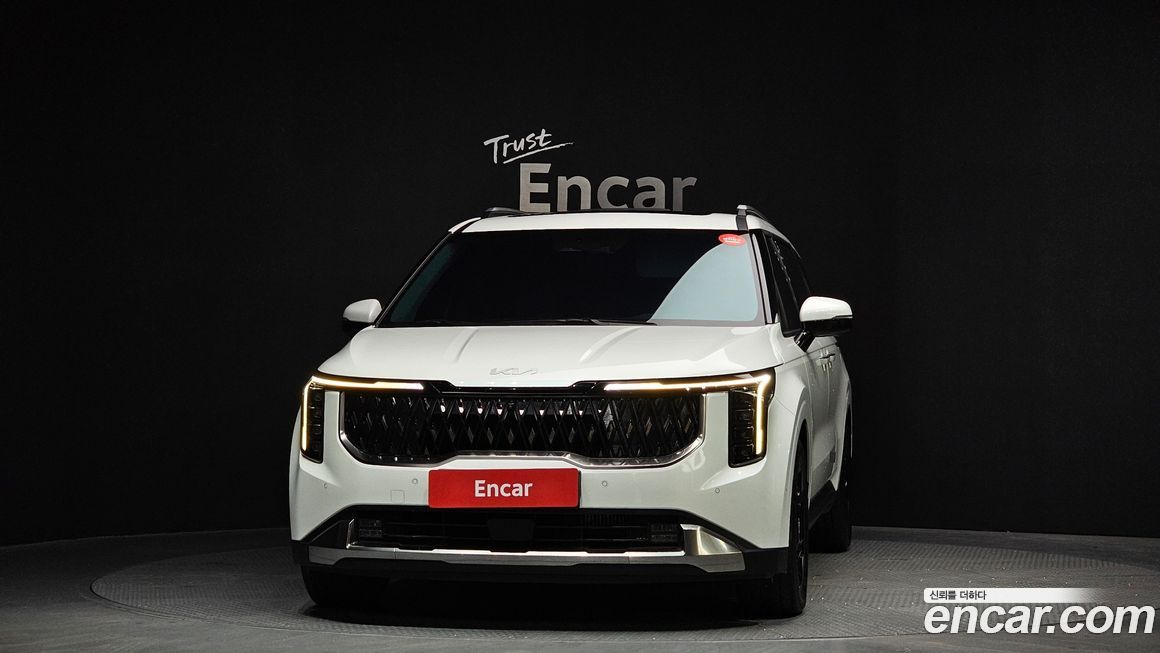Kia Carnival 7-Seater Signature, 2024