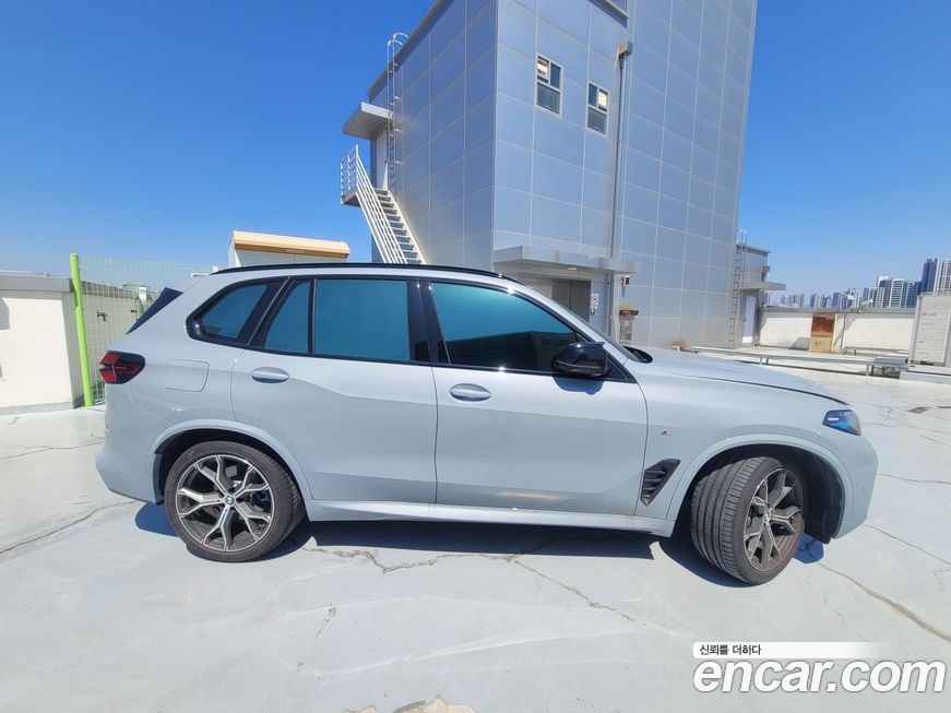 BMW X5 xDrive 30d M Sport, 2025