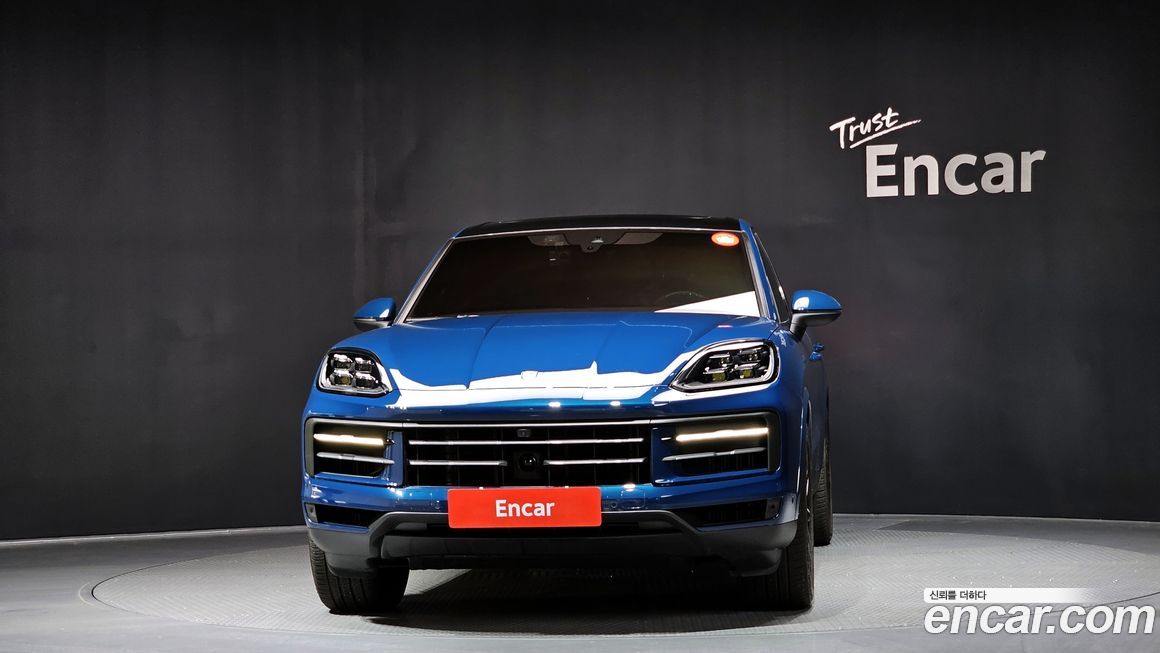 Porsche Cayenne 3.0, 2024