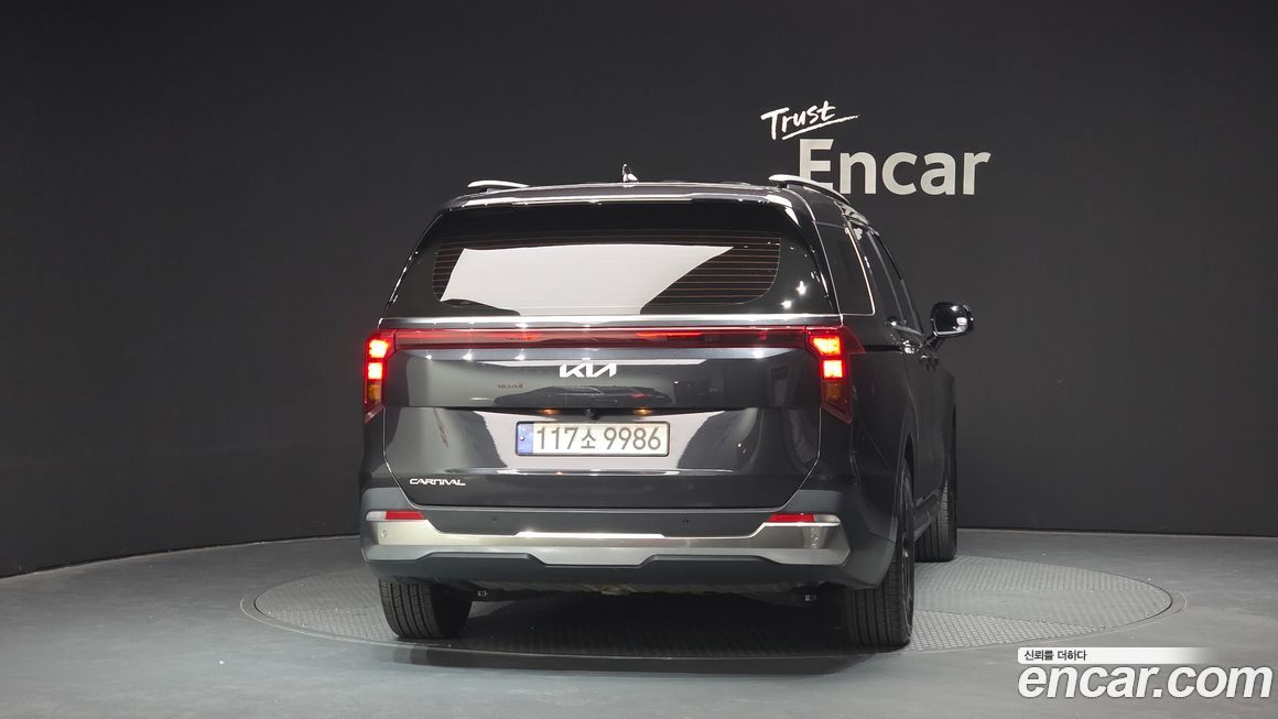 Kia Carnival 9-Seater Noblesse, 2024