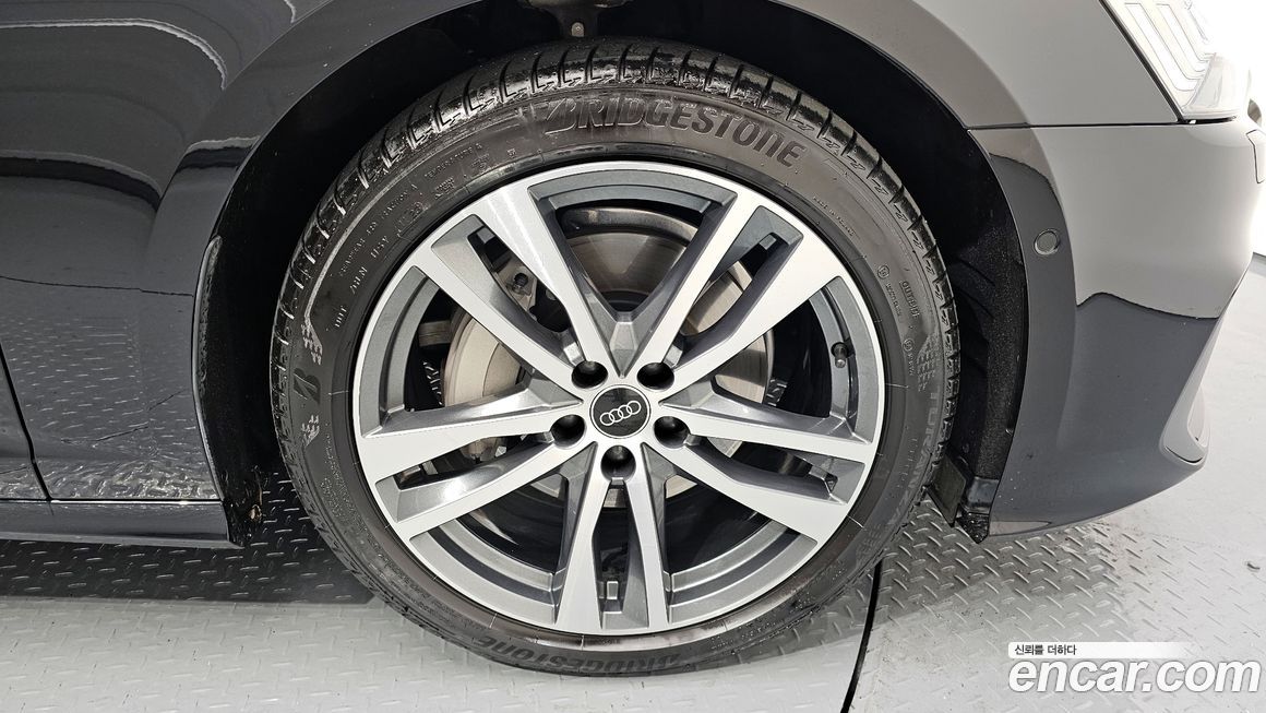 Audi A6 45 TFSI Quattro Premium, 2023