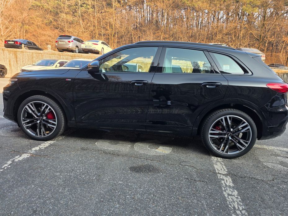 Audi Q5 45 TFSI Quattro S Line Black Ediiton, 2025