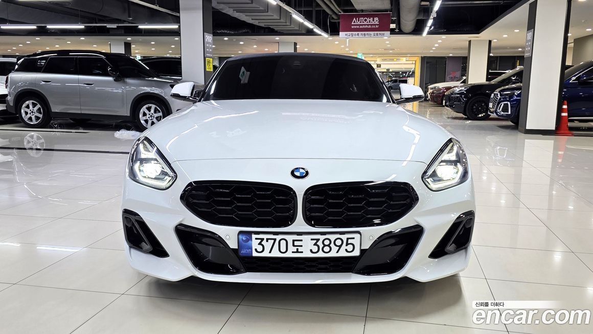 BMW Z4 M40i, 2025