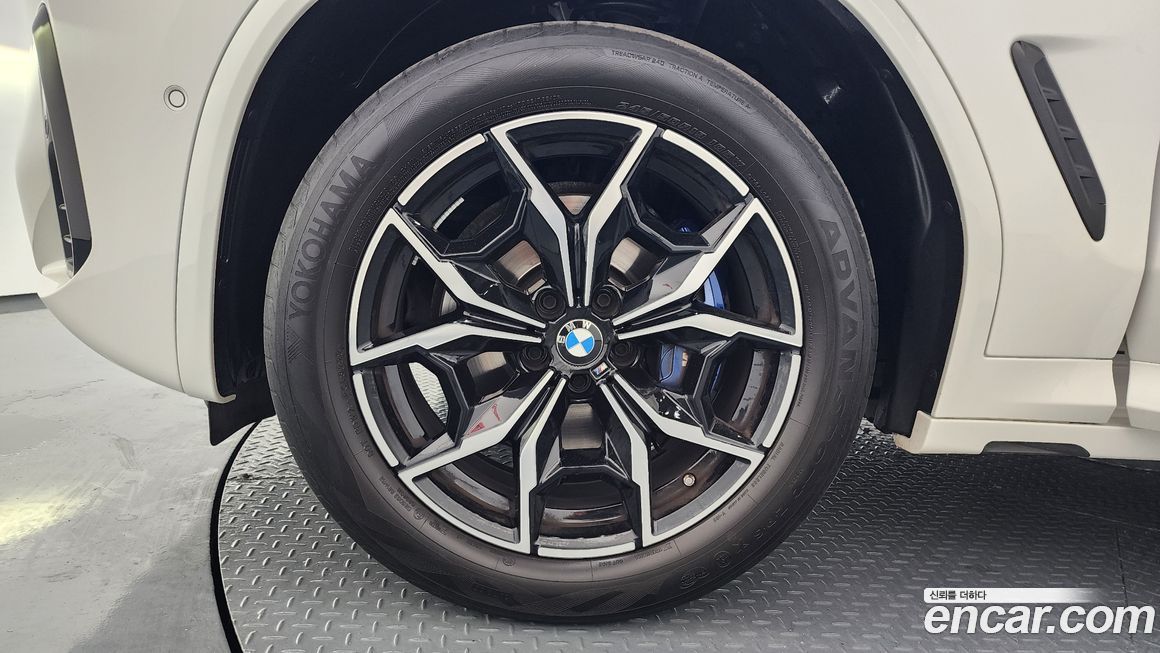 BMW X4 xDrive20i M Sport, 2023