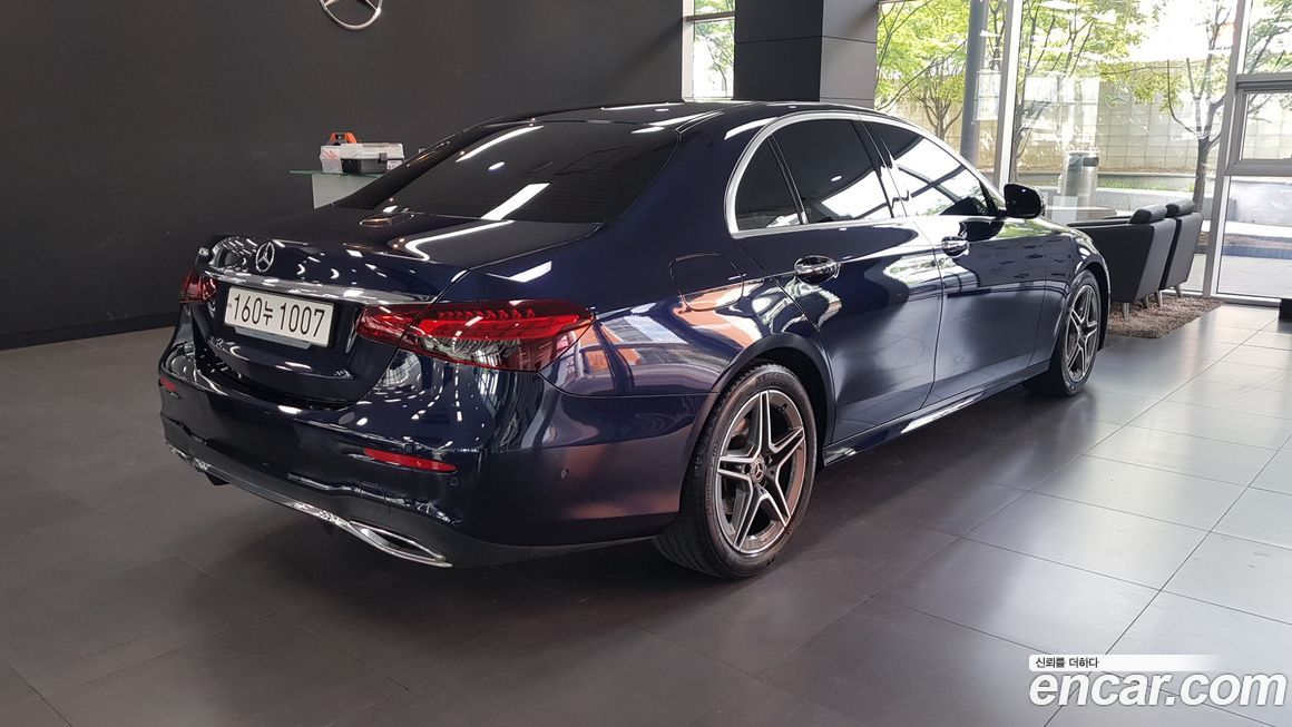 Mercedes-Benz E-Class E250 AMG Line, 2023