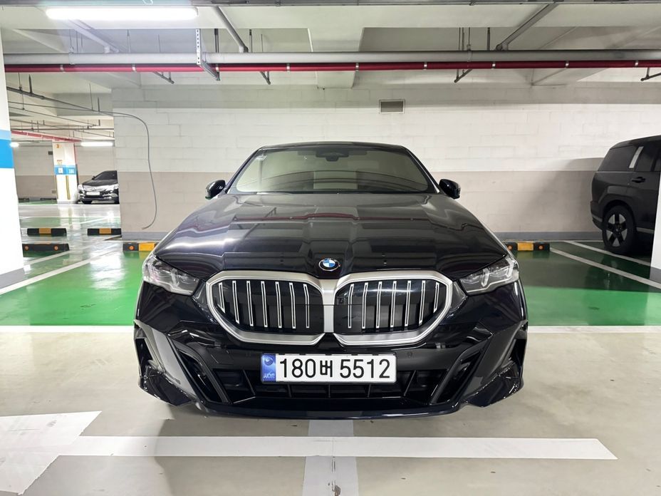BMW 5-Series 520i M Sport, 2024